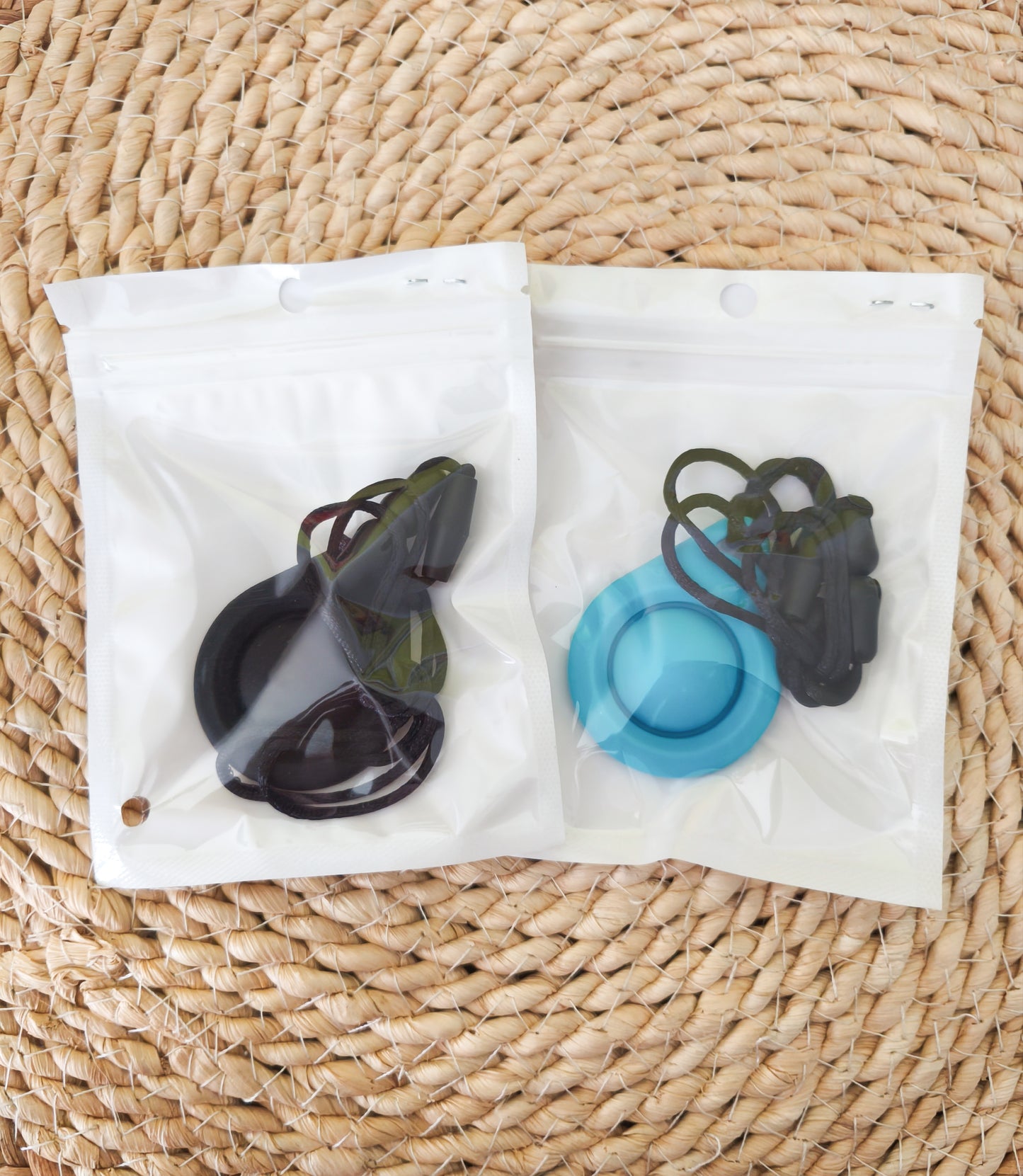 Collier en silicone alimentaire avec pop-it