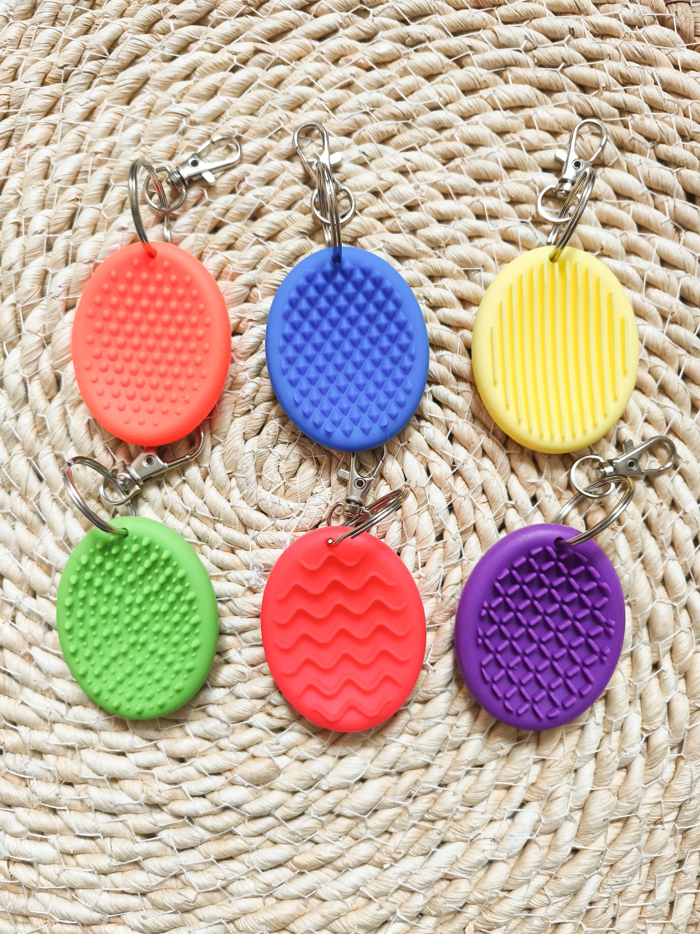 Porte clé sensoriel en silicone texturé
